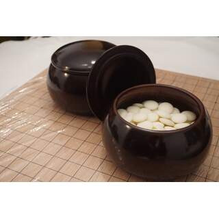 Kit 19x19 MDF con piedras de 21 milímetros y gokes especiales (cafes, claros u oscuros).